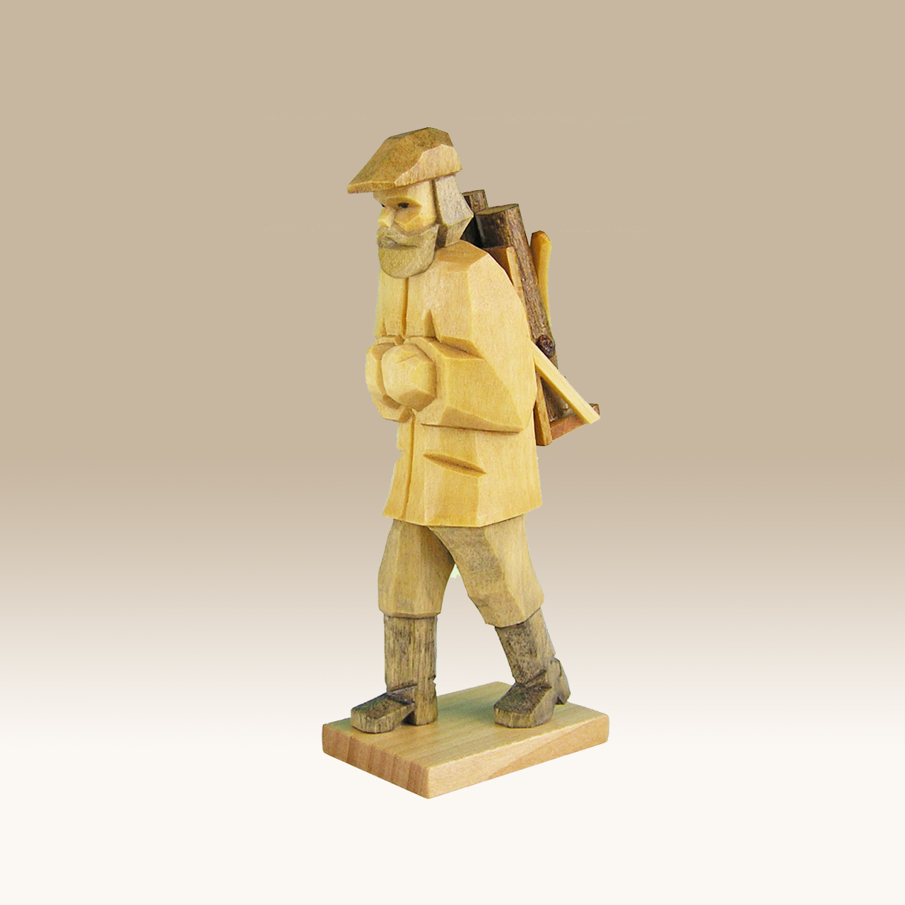 Geschnitzter Holzfäller